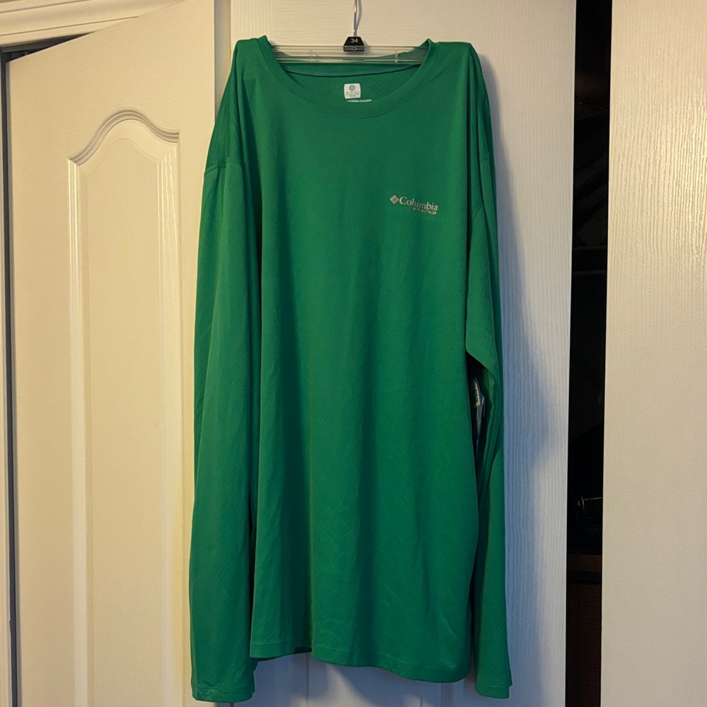 Columbia Men's Vibrant Green Long Sleeve Tee